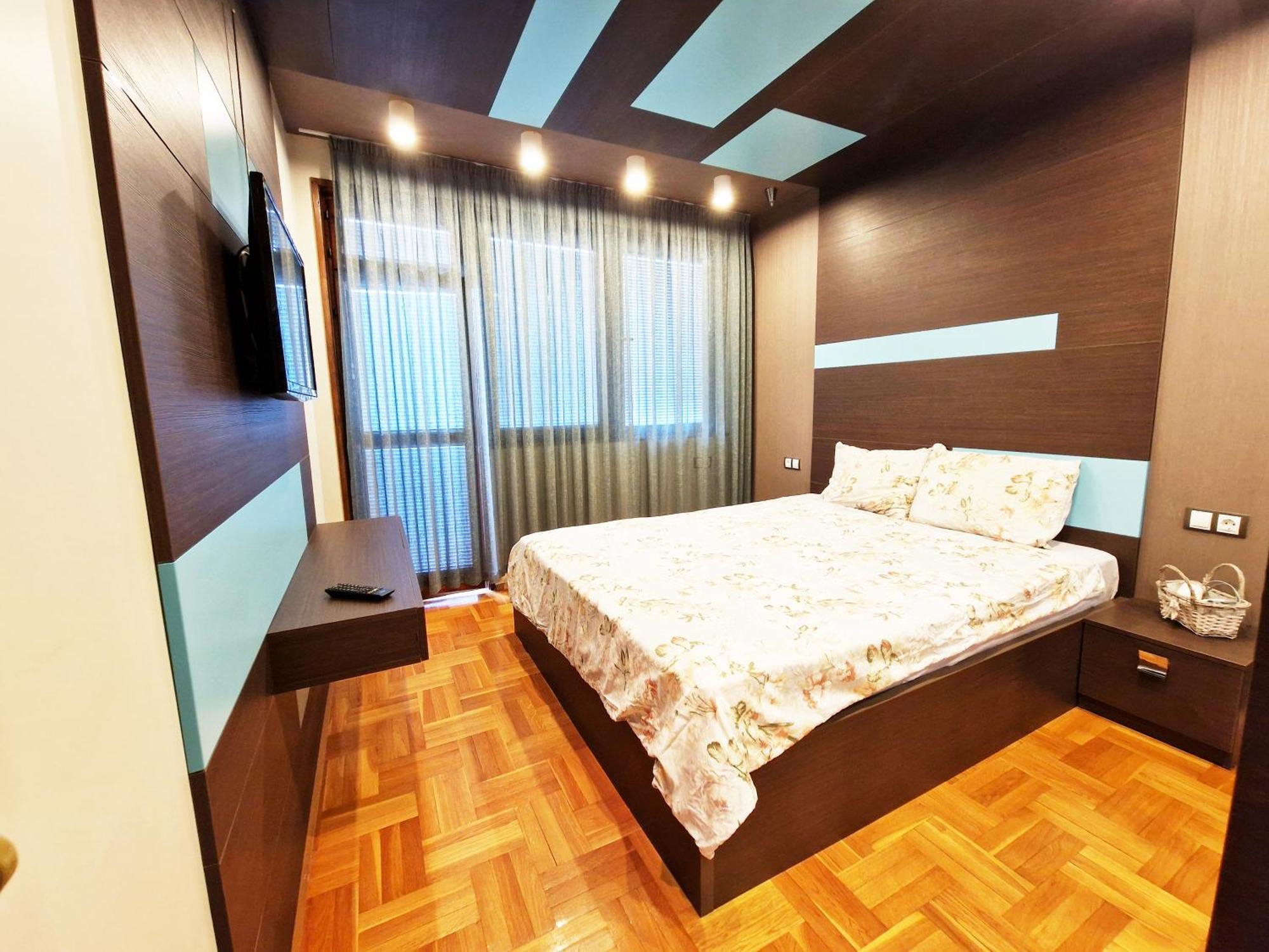 Central Apartment - Spacious Designer Property In Eski Zağra Dış mekan fotoğraf