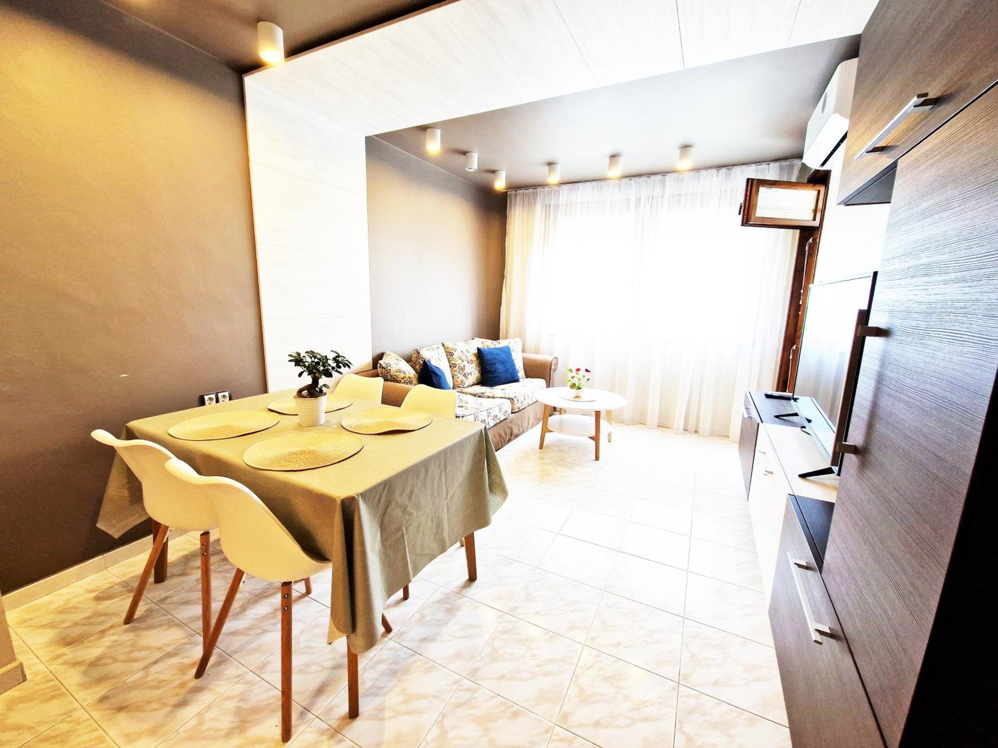 Central Apartment - Spacious Designer Property In Eski Zağra Dış mekan fotoğraf